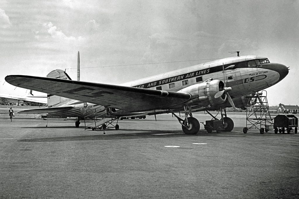A Douglas DC-3 of Chicago and Southern Air Lines, the same airline and aircraft type flown by Capt. Jack Adams and First Officer G.W. Anderson Jr. over Arkansas on the night of the sighting