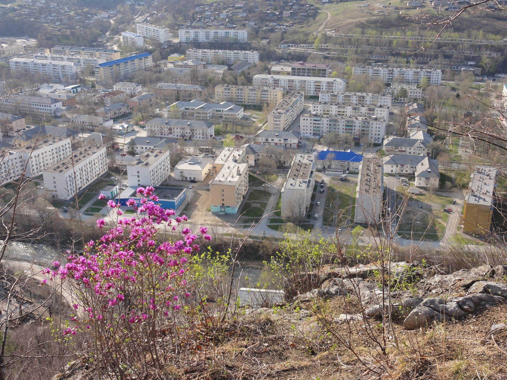 The central district of Dalnegorsk, Primorsky Krai, Russia — the mining town over which the January 29, 1986 object was witnessed before crashing on nearby Height 611