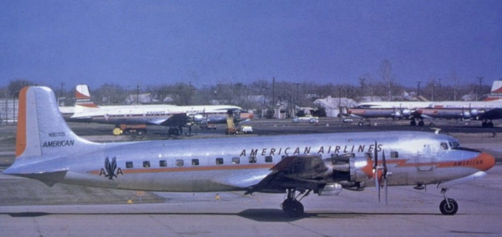 An American Airlines Douglas DC-6, the same model and livery flown as Flight 139 on the night of the February 24, 1959 sighting, photographed at Dallas Love Field on March 13, 1958