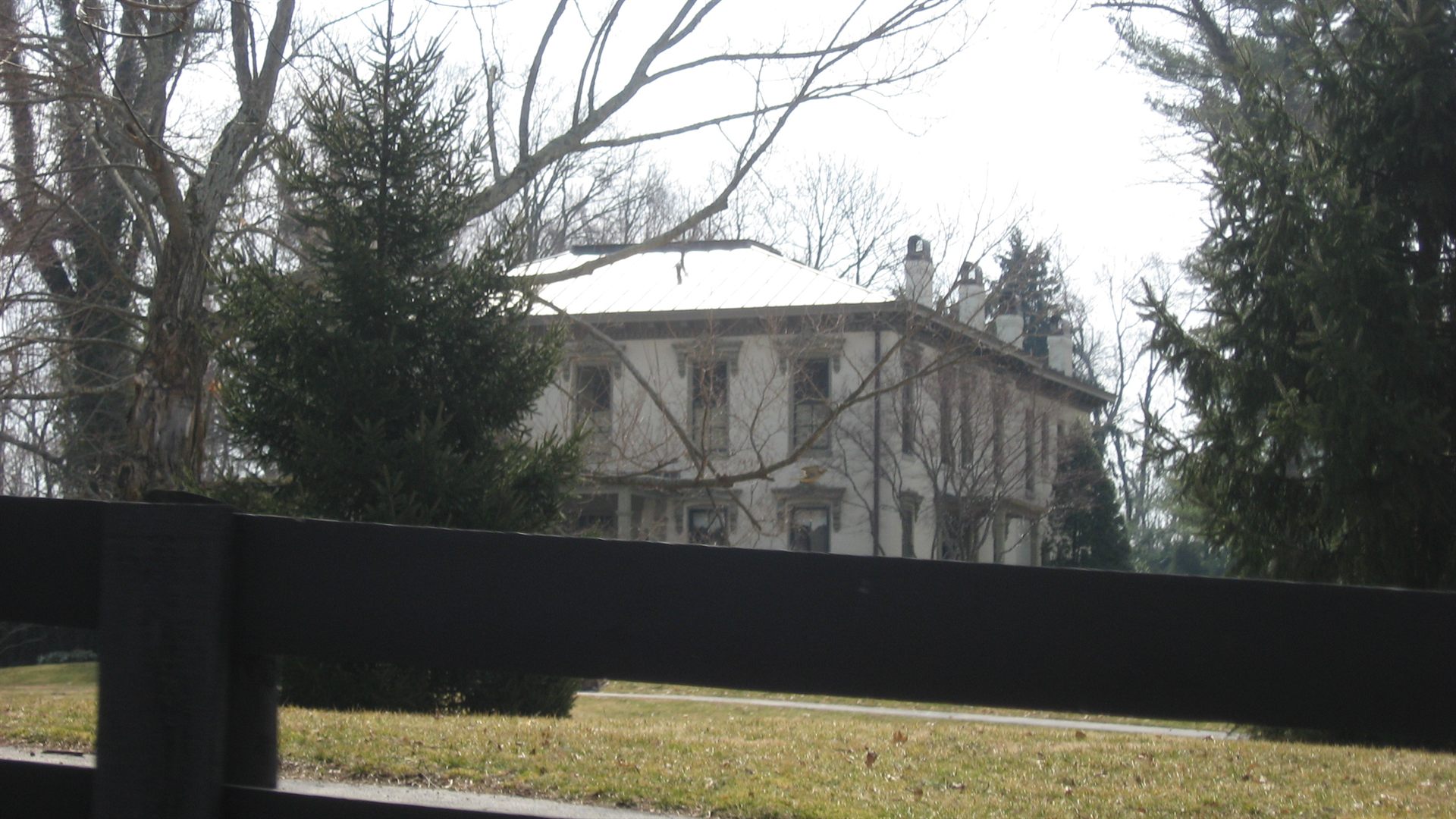 The James Trigg House on Boy Scout Road (KY Route 329) in rural Prospect, Kentucky, the small Ohio River-area community where Lee Parrish reported his 1977 missing-time encounter