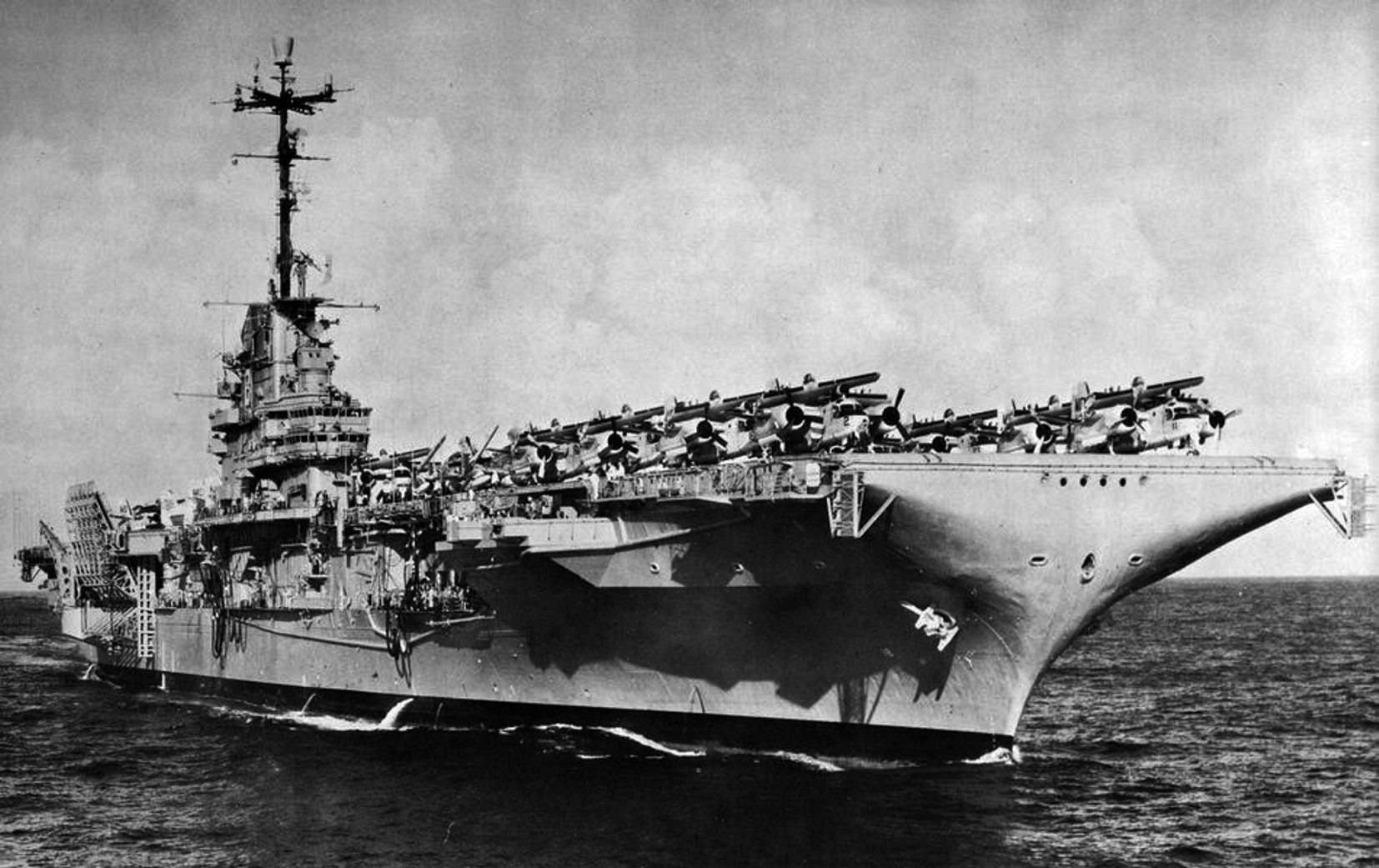 USS Wasp (CVS-18), the Essex-class anti-submarine warfare support carrier that took part in the confirmed March 1963 Fleet exercises off Puerto Rico, underway at sea