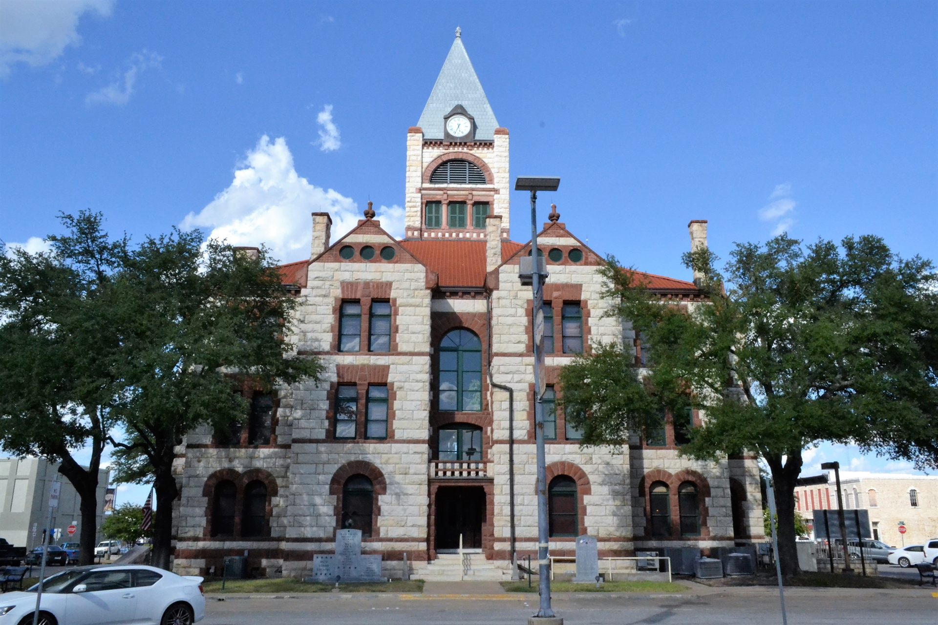 The Erath County Courthouse on the public square in Stephenville, Texas, the county seat where the January 2008 sightings were centered. This is a real photograph of the town itself, not of the reported object.