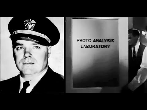 Navy Photographer Delbert C. Newhouse on His Famous 1952 UFO Film + Footage Breakdown Analysis